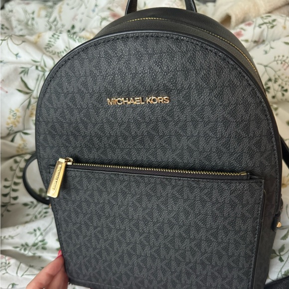 Michael kors backpack - Picture 4 of 6